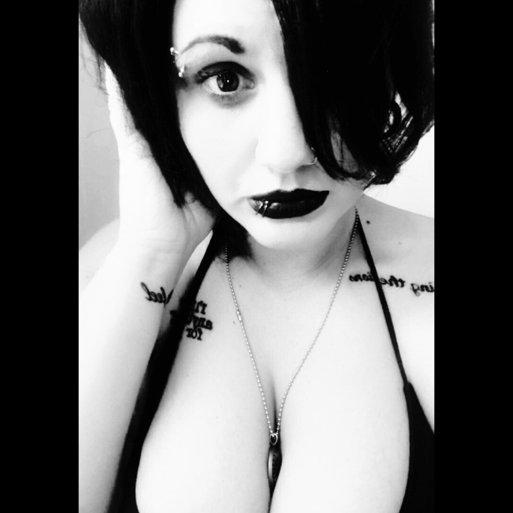 Meet your Posher, Faith